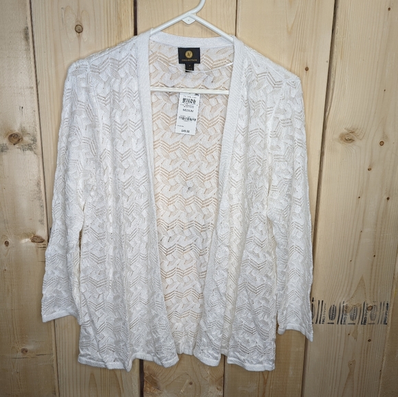 JM Collection Tops - JM Collection Sheer Lacy Cover Up Top. M